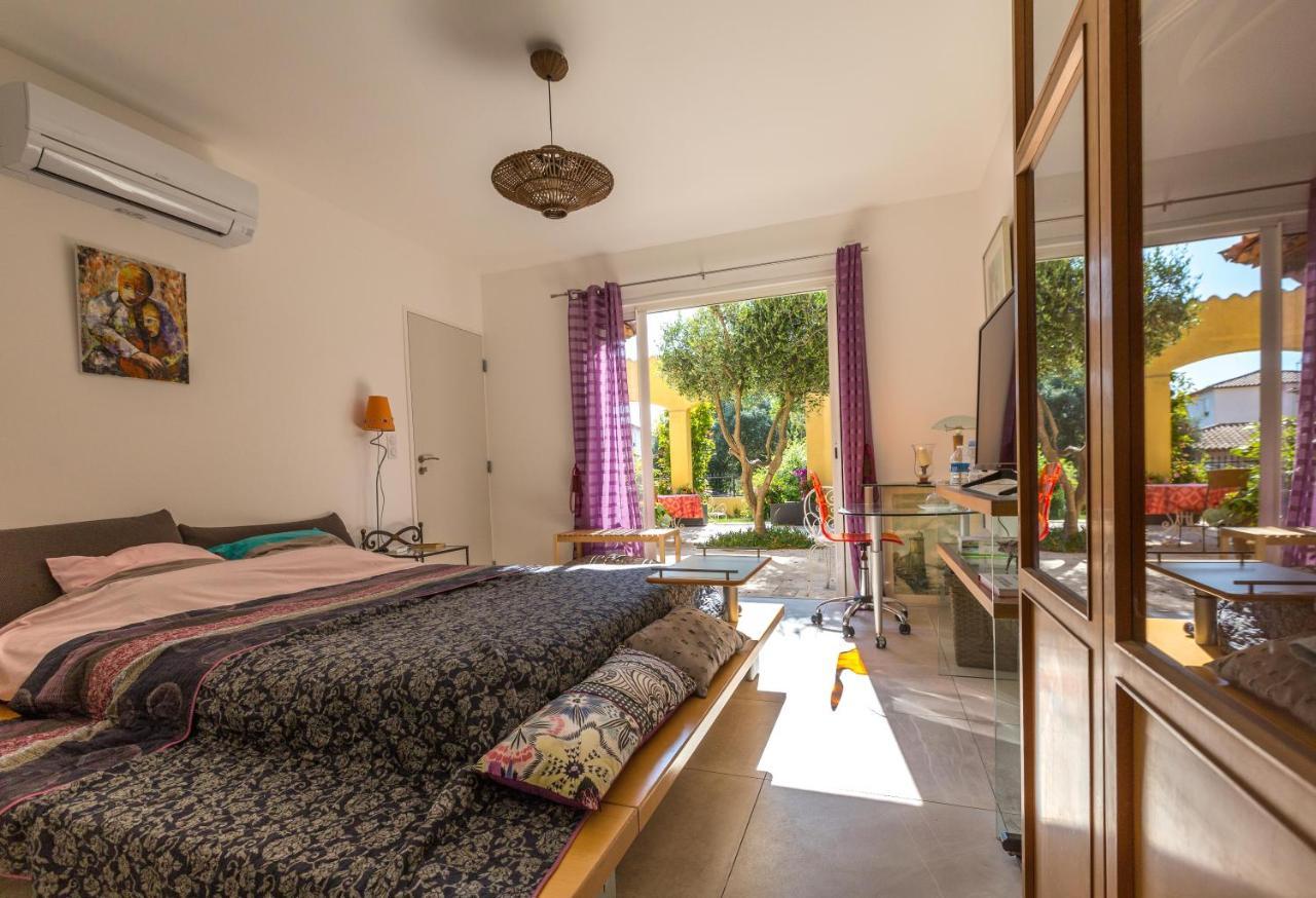 Villa De La Terre Blanche Sanary-sur-Mer Exteriér fotografie